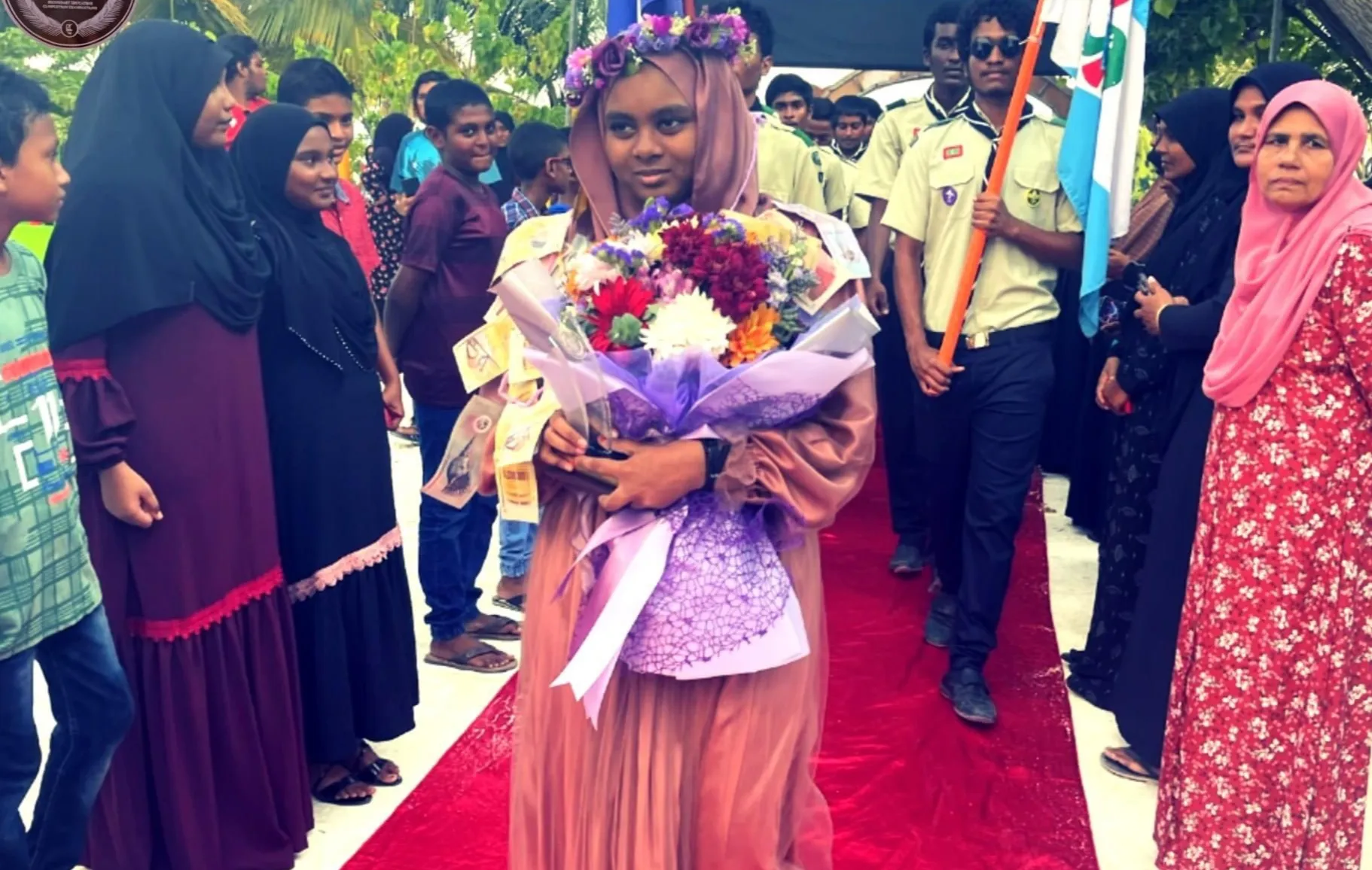ގަދަ 10 އެއްގެ 3 ވަނާގައި ހިމެނުނު، ކުނބުރުދޫ ސުކޫލުގެ އީމާންއަށް ރަށުން ހޫނު މަަރުހަބާއެއް!