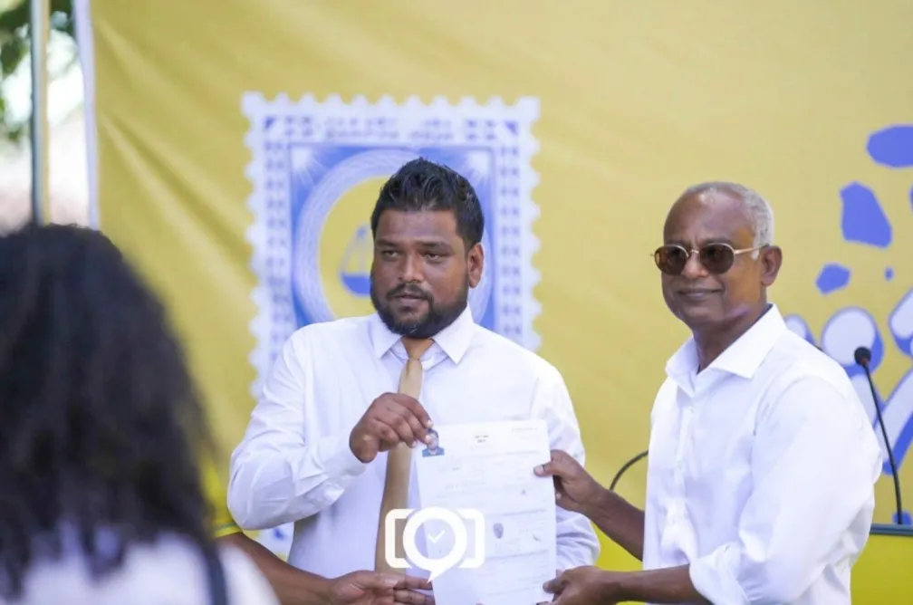 ބޮޑުފޮޅުދޫ ކައުންސިލްގެ ރައީސް އެމްޑީޕީއަށް ސޮއި ކުރައްވައިފި!