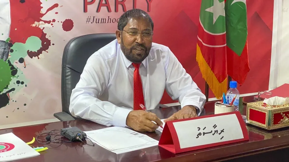 ދެވަނަ ބުރުގައި އެއްވެސް ކެންޑިޑޭޓަކަށް ތާއީދު ނުކުރަން ޖޭޕީން ނިންމައިފި