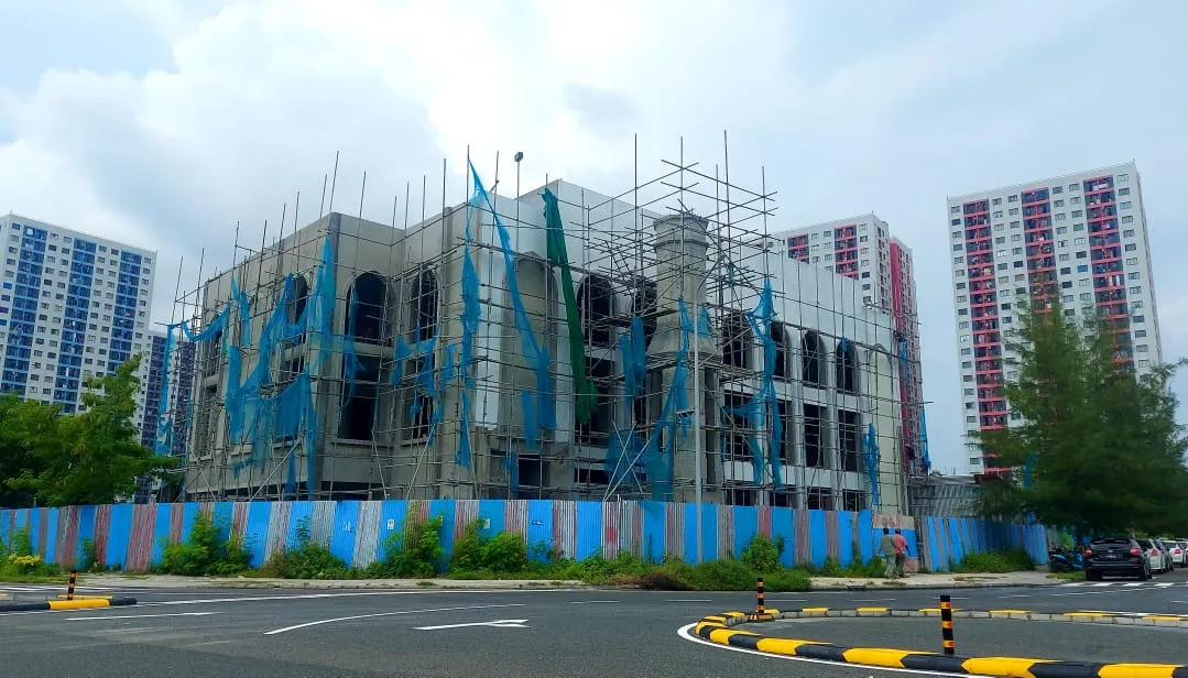 ފޭސް ދޭއް ޓަވަރު 16 ކައިރީ އިމާރާތްކުރަމުންދާ މިސްކިތް