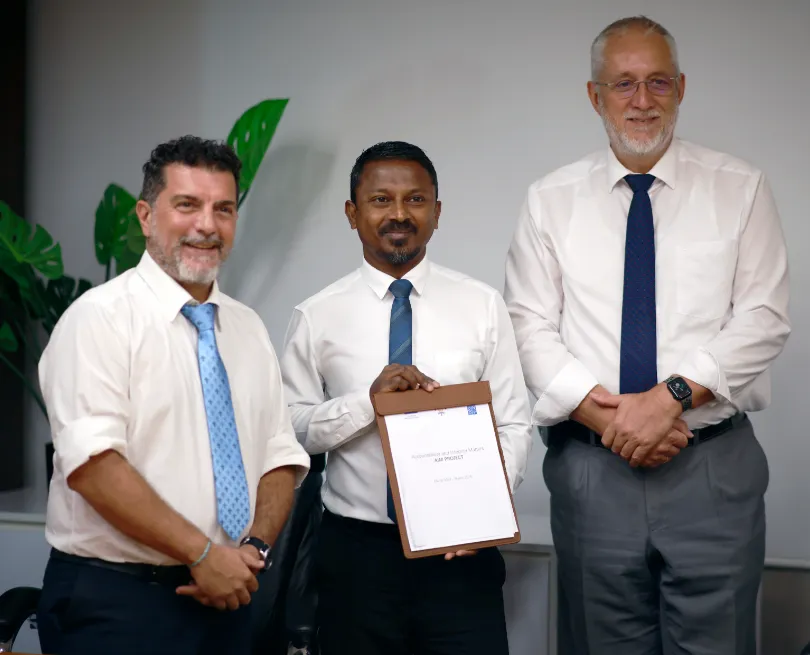 Enrico Gaveglia, UNDP Resident Representative in the Maldives(L), Uz. Ahmed Usham, Attorney General of Maldives and Dr. Johann Hesse, Head of Cooperation, EU Delegation to Sri Lanka and the Maldives (R)
