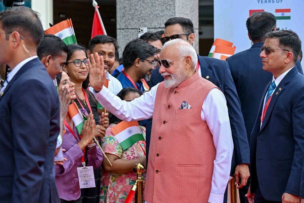 PM Modi being welcomed at Velana International Airport (Photo/President's Office)