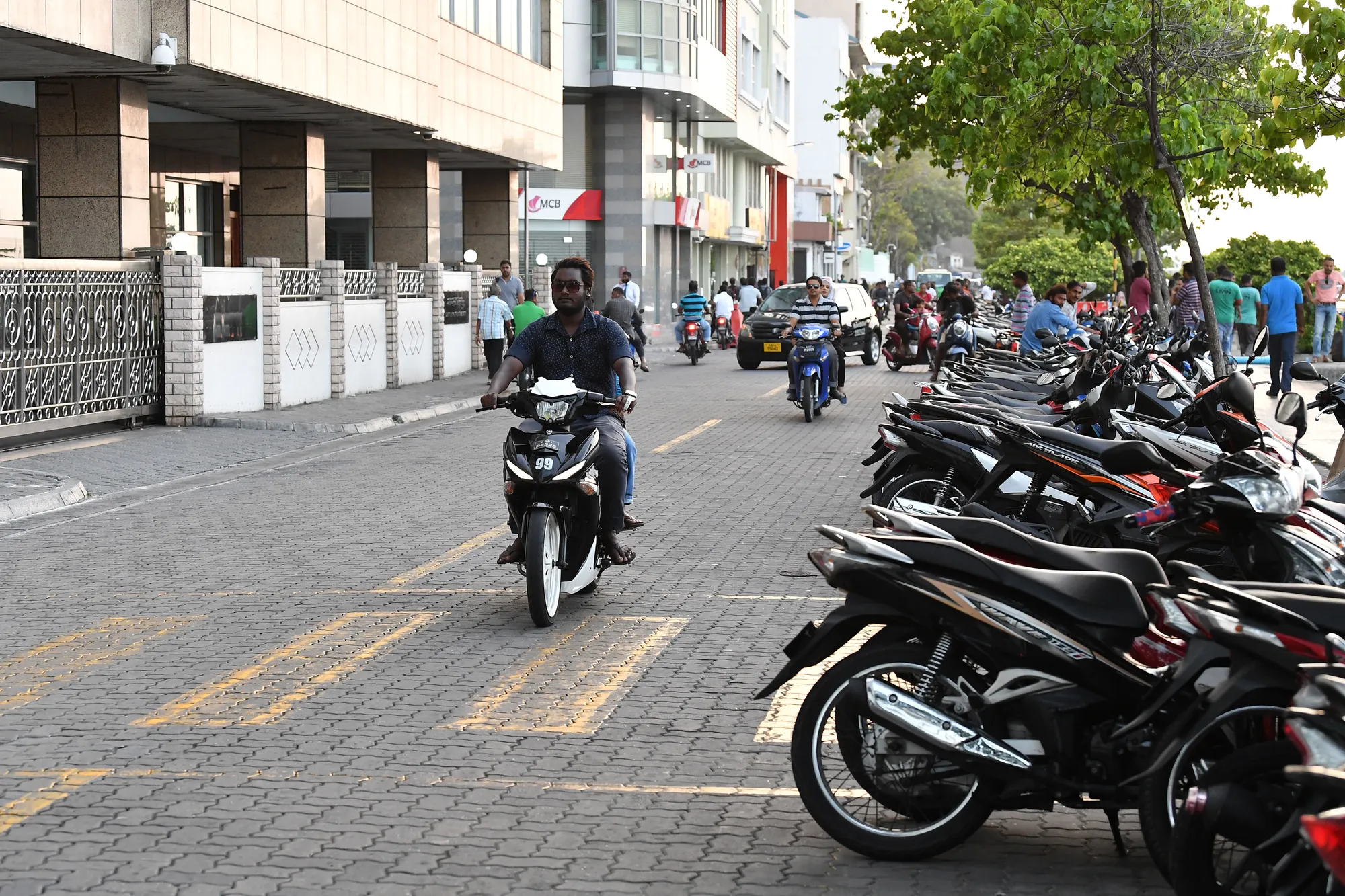 ޕާކިން ސްލޮޓު ކުއްޔަށް ދިނުން ހުއްޓާލުމަށް ސިޓީ ކައުންސިލަށް އަންގައިފި