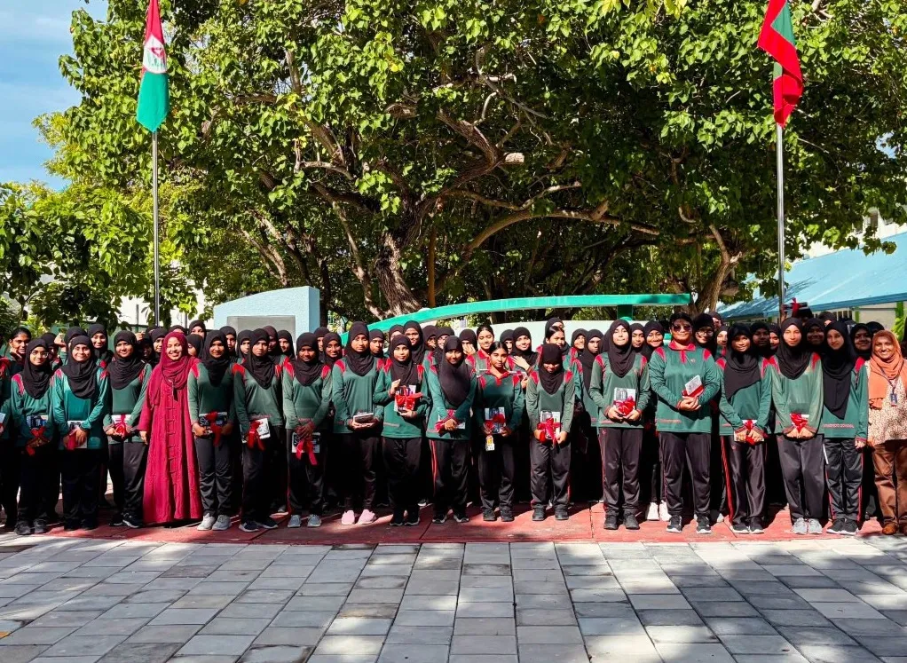 BML Conducts ICT Information Sessions in Funadhoo and Milandhoo Schools