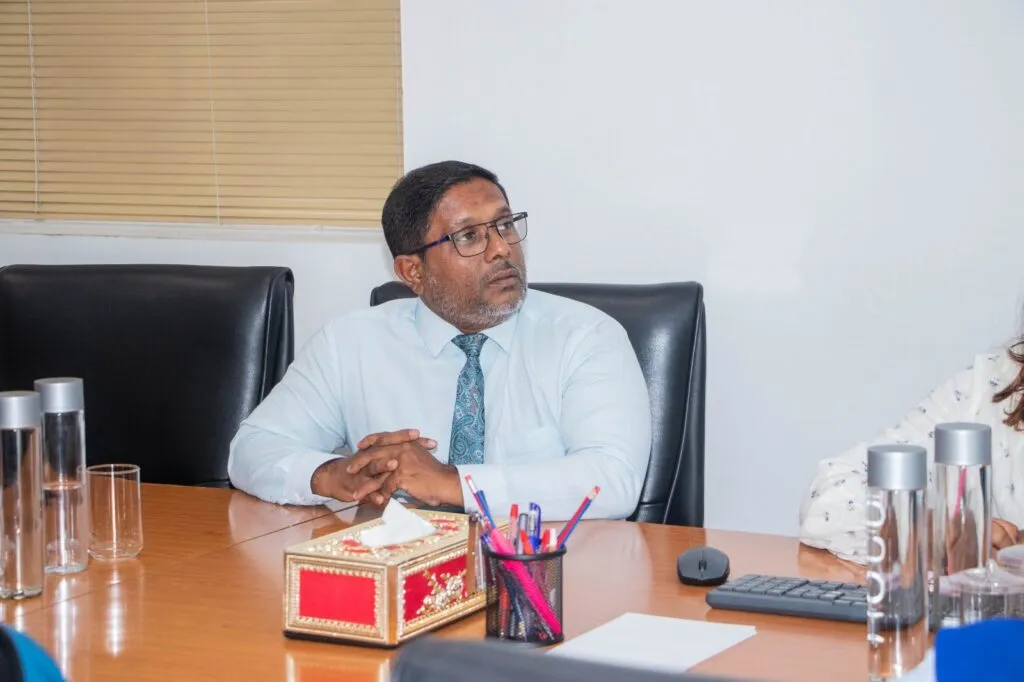 އާރްޑީސީގެ އެމްޑީގެ މަގާމުން ނަޒީމް ވަކިކޮށްފި