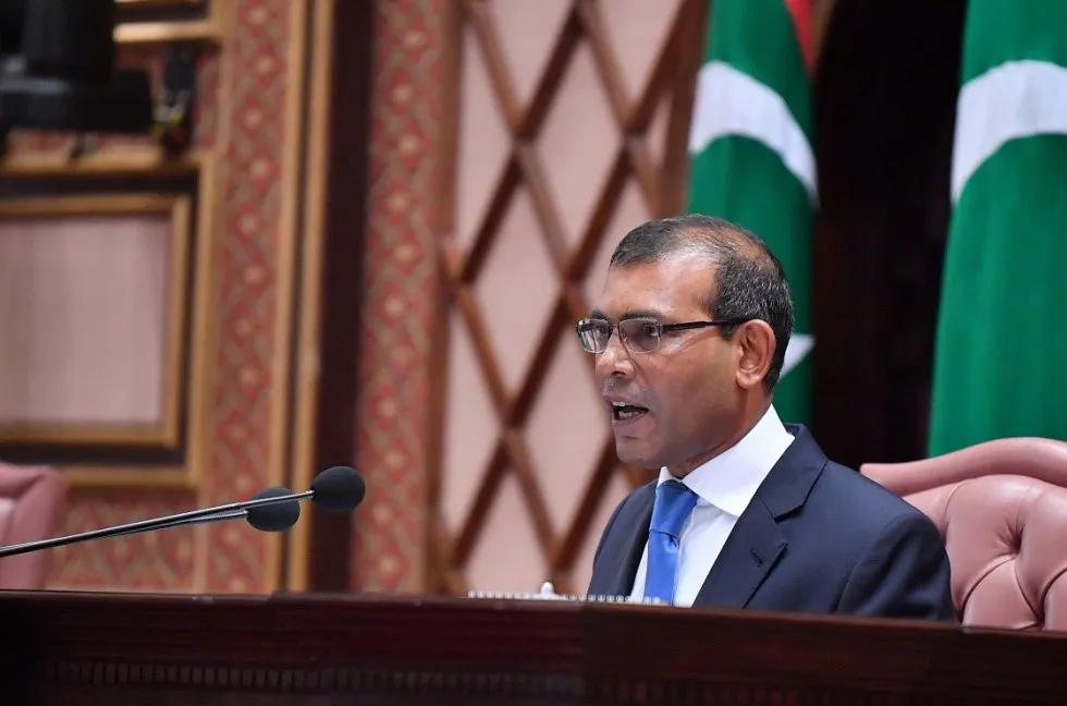 ރައީސް ނަޝީދު މަޖިލީހުގެ އިމްތިޔާޒަށް އަރައިގެންފައިވާ ކަމަށް ބުނެ މައްސަލަ މަޖިލީހަށް