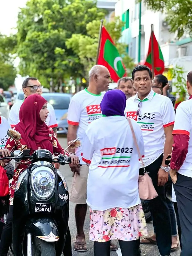 ރޯޑްރެލީ ގެ ތެރެއިން އުމަރު ނަސީރަށް ހަމަލާދީފި