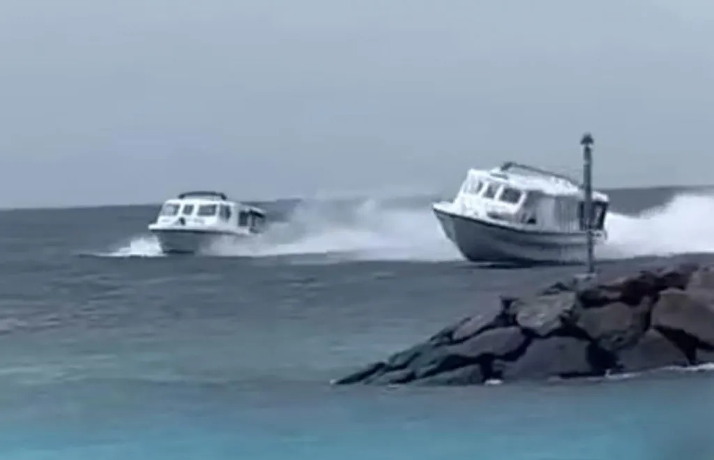 ވީޑިއޯ އިން ފެންނަ ދެ ލޯންޗް ވާދައަށް ފަޅުތެރެއަށް ވަންނަނީ