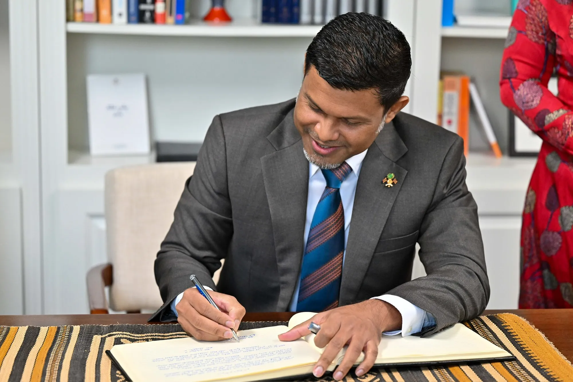 VP Latheef visits Maldives permanent mission to UN in New York
