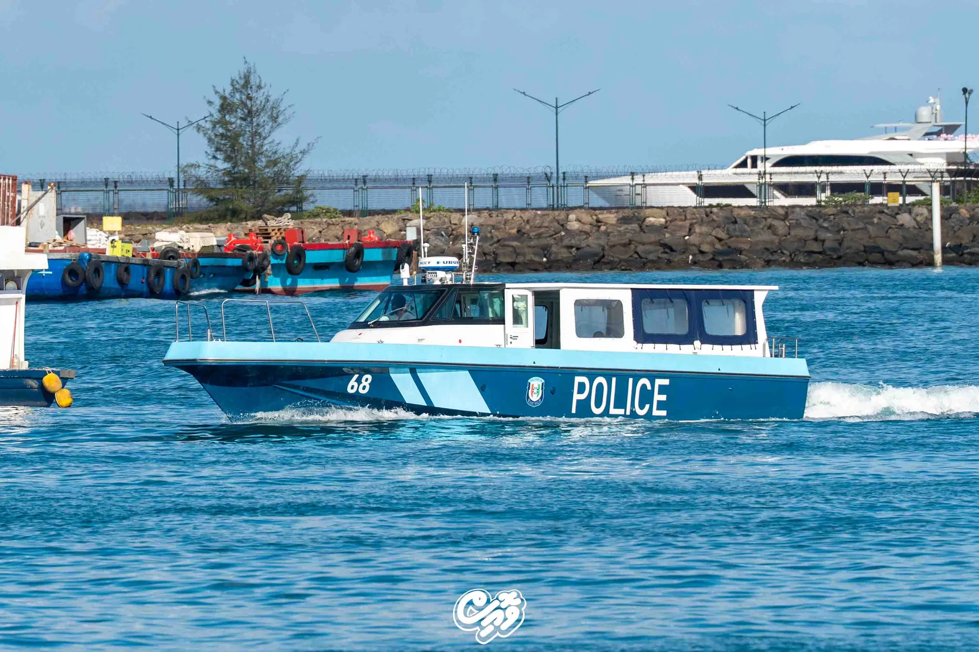 ފުލުހުންގެ ލޯންޗެއް މާލެ ސަރަހައްދުގައި ހަރަކާތްތެރިވަނީ