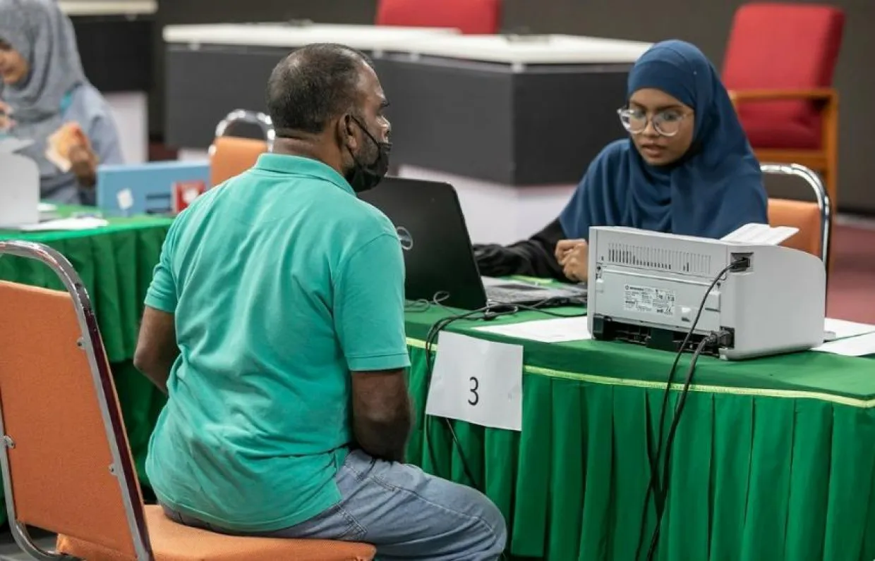 ފިތުރު ޒަކާތް ބަލައިގަންނަނީ---ފޮޓޯ/އިސްލާމިކް މިނިސްޓްރީ
