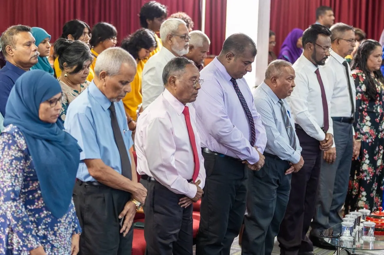 މިދިޔަ އަހަރުގެ ދިވެހި ބަހުގެ ދުވަހުގެ ޖަލްސާގެ ތެރެއިން-- ފޮޓޯ/ ދިވެހިބަހުގެ އެކަޑެމީ