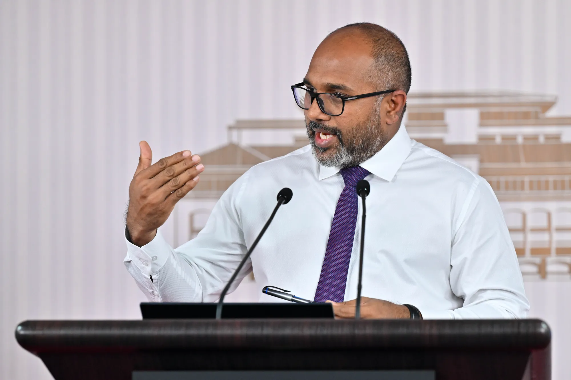އާދިއްތަ ދުވަހުން ފެށިގެން ކުރިއެކޭ އެއްގޮތަށް ޕާސްޕޯޓުގެ ހިދުމަތް ލިބޭނެ: އިހުސާނު