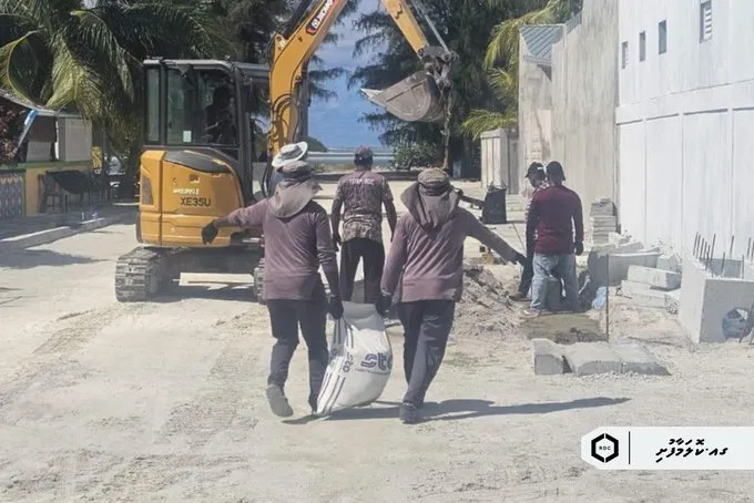 ކޮލަމާފުށި މަގު ހެދުން ބާރަށް ކުރިއަށް