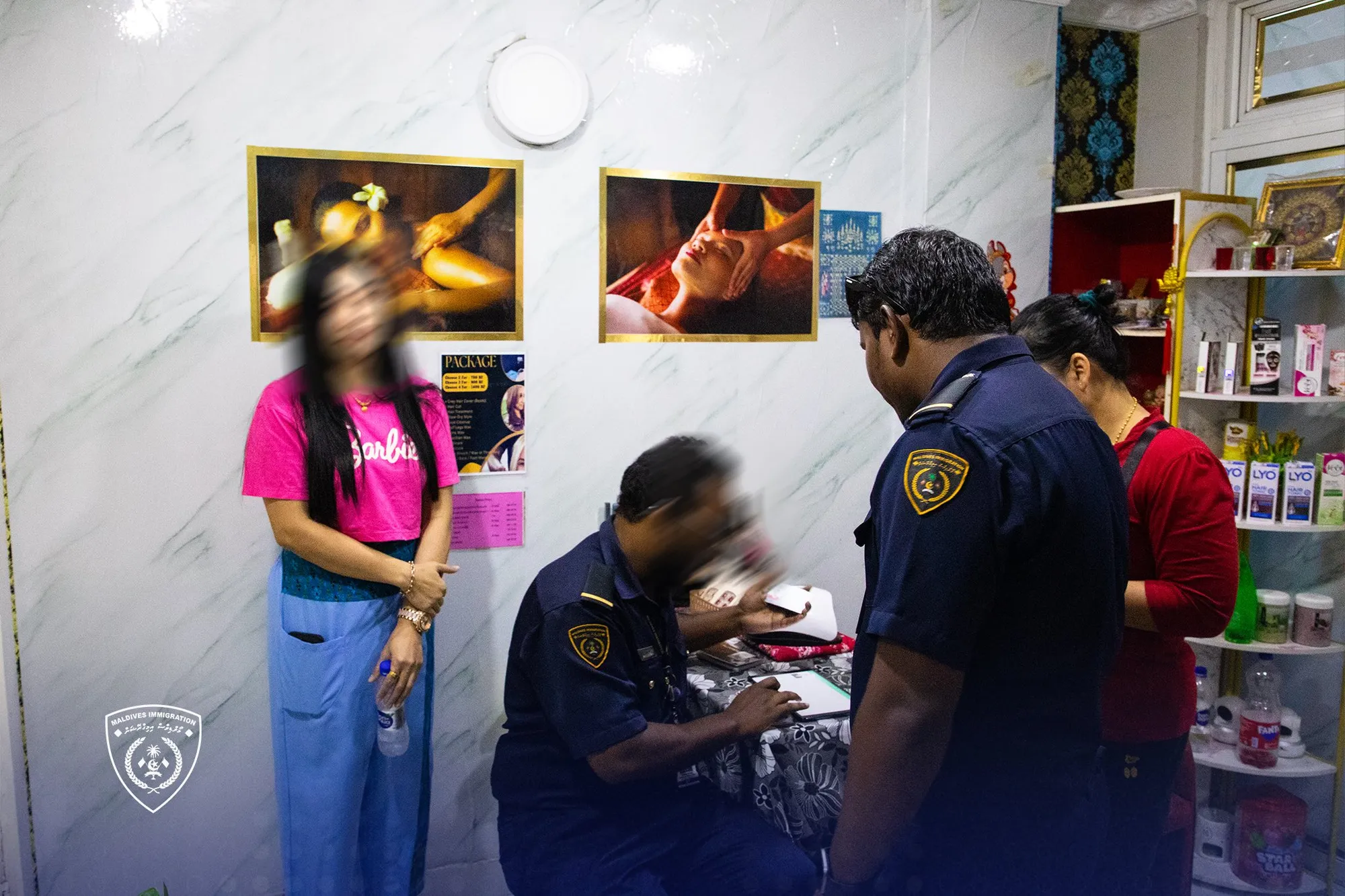 އިމިގްރޭޝަންގެ އިންސްޕެކްޝަންގެ ތެރެއިން: ފޮޓޯ/ އިމިގްރޭޝަން