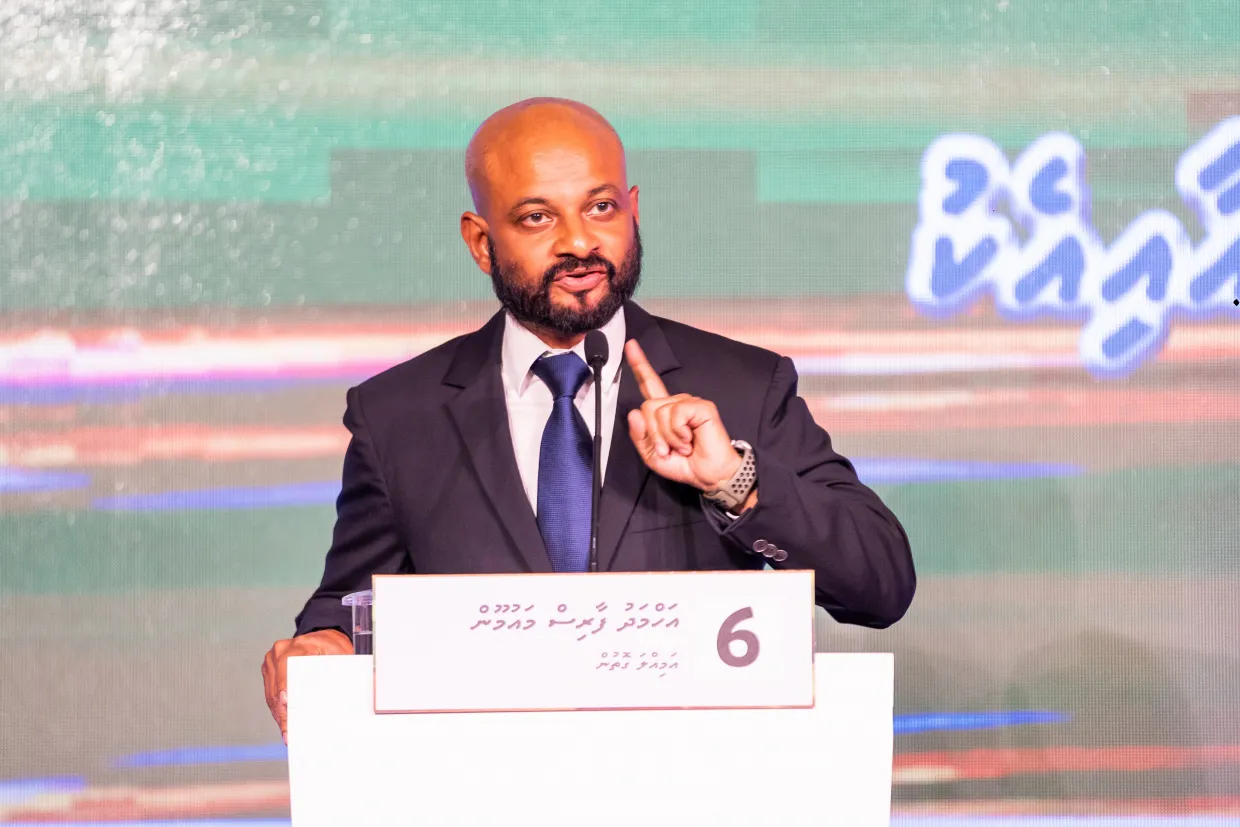 ރައީސް ޔާމީން އާއި ފާރިސް ބައްދަލުކުރެއްވި ކަމަށް ބުނެ ފަތުރަނީ ދޮގު ވާހަކަތަކެއް: އިދިކޮޅުު