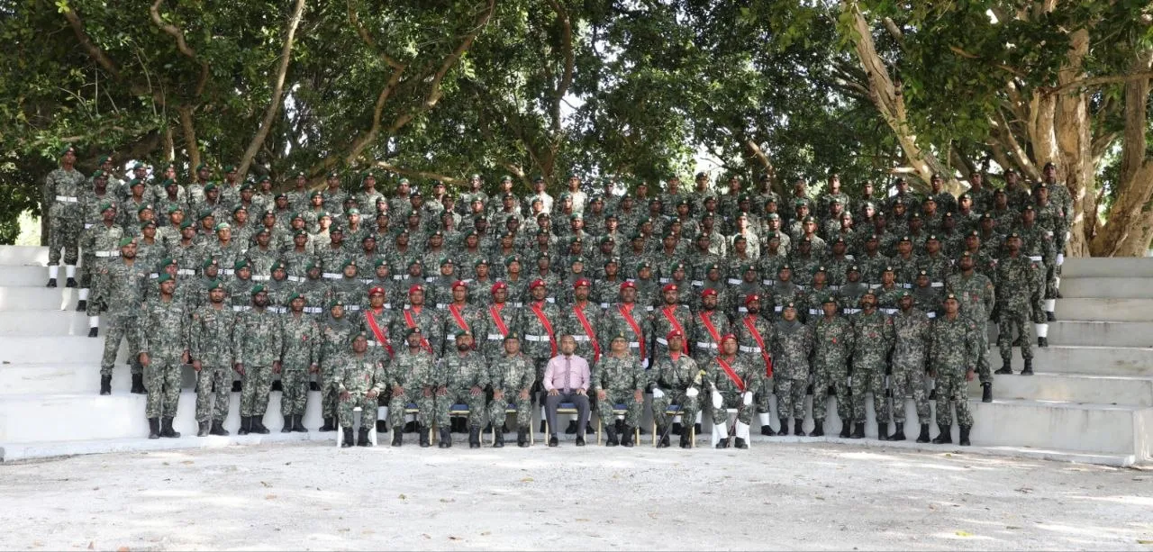 ވަޠަނީ ޚިދުމަތުގެ ޕްރޮގްރާމް ފުރިހަމަކުރި 137 ކުދިން ސިފައިންގެ ތަމްރީން ފުރިހަމަކޮށް ސިފައިންގެ ވަޒީފާއަށް