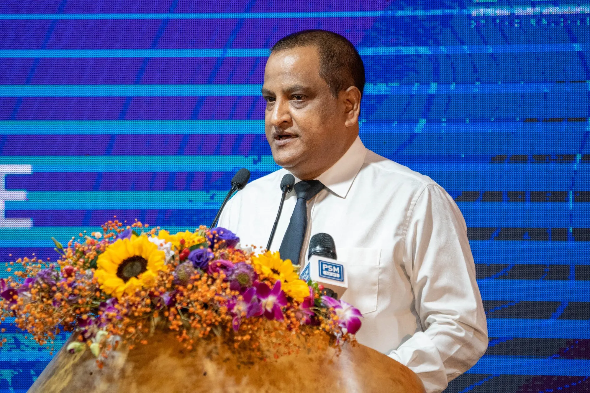އެލްޖީއޭގެ ސީއީއޯ ނިމާލް- ފޮޓޯ/ އެލްޖީއޭ