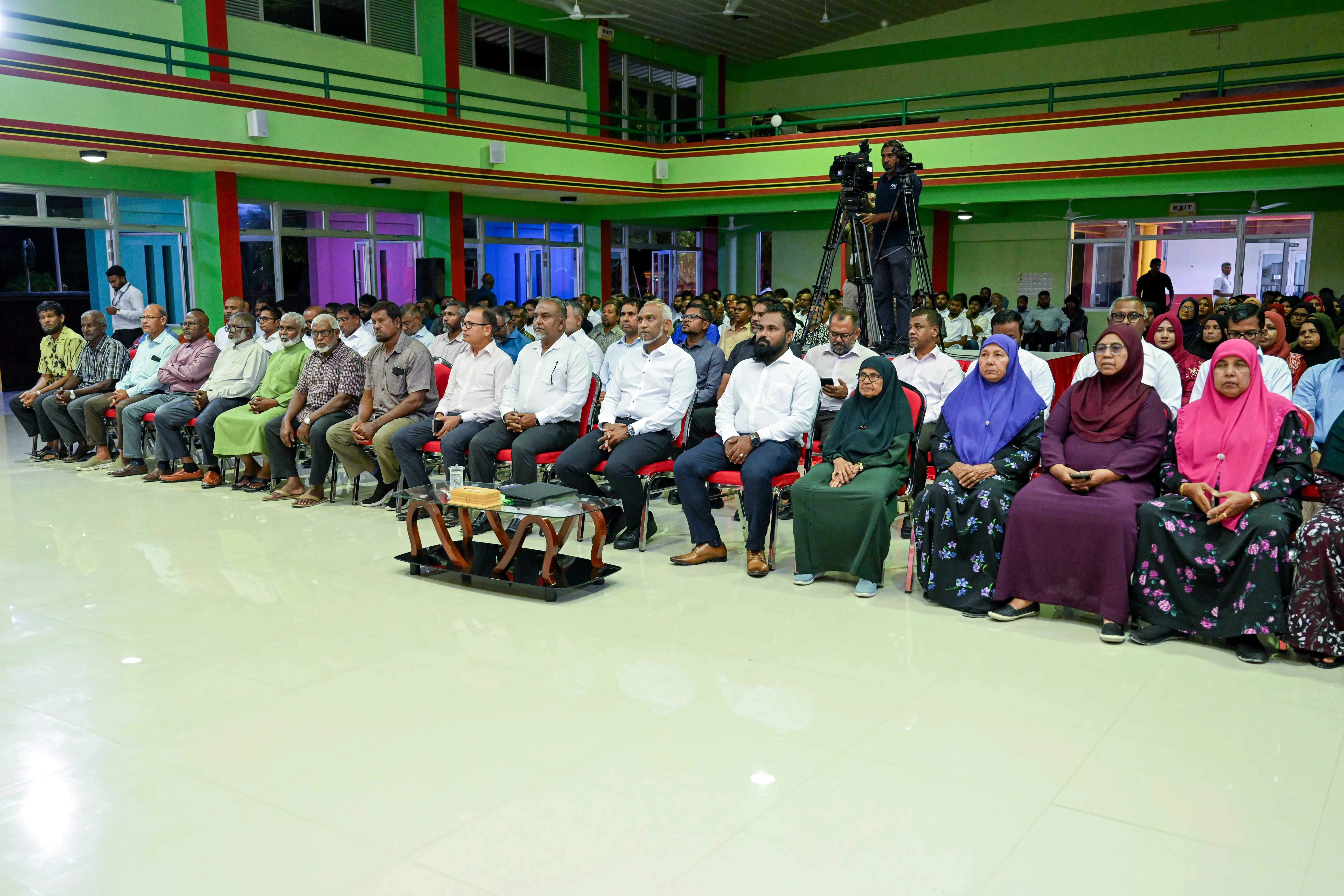 ހައްދުންމައްޗަށް ކުރެއްވި 3 ދުވަހުގެ ދަތުރުފުޅު ނިންމަވާލެއްވުމަށްފަހު ރައީސުލްޖުމްހޫރިއްޔާ މާލެ ވަޑައިގަންނަވައިފި