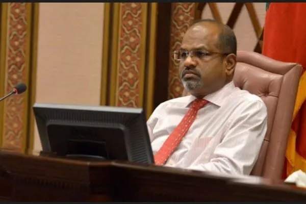 ދިއްގަރު ދާއިރާގެ ރައީސް ކަމުންވެސް ނާޒިމް ވަކިކޮށްފި