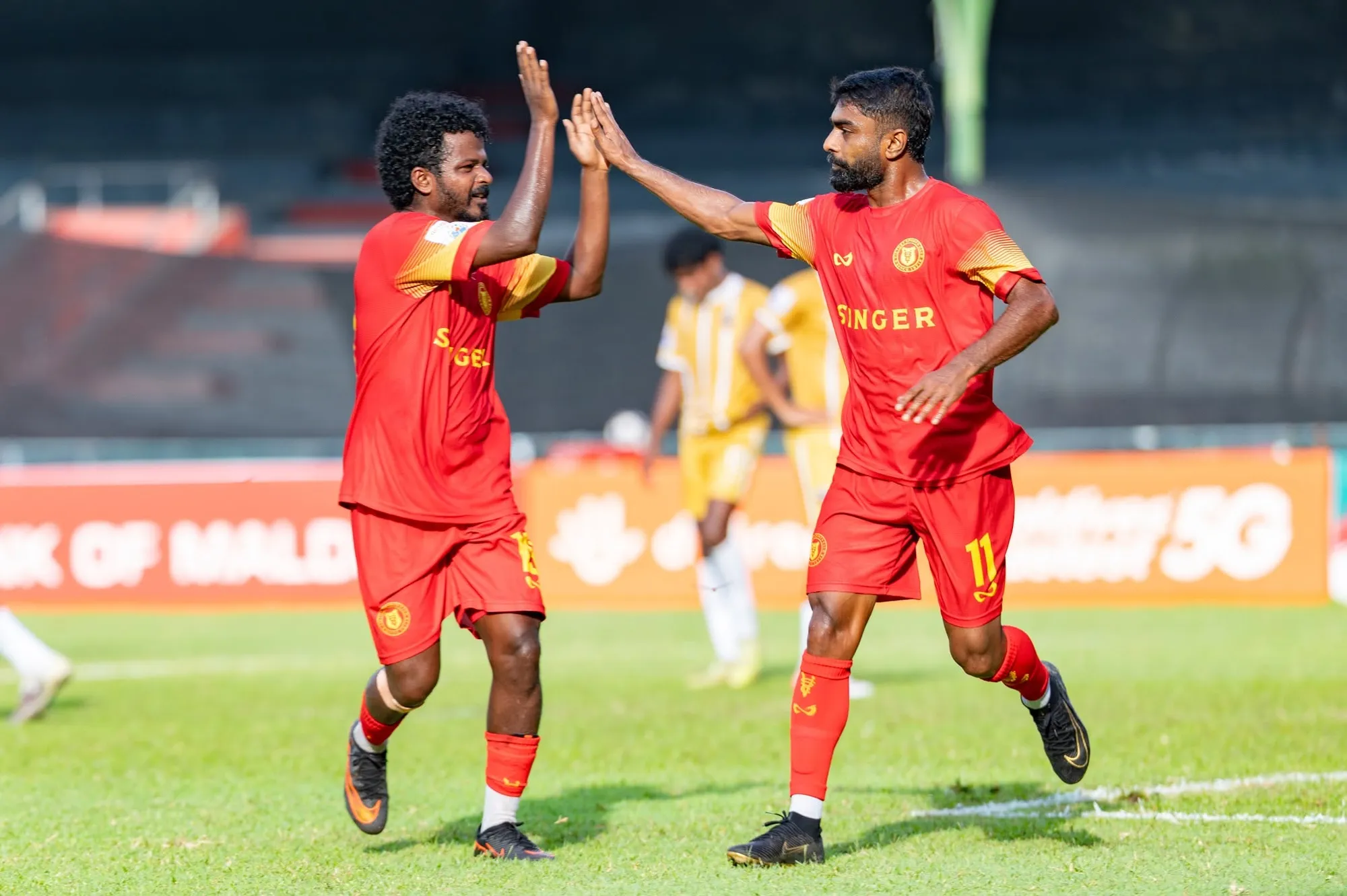 ވިކްޓްރީ އާއި ބިސްބުރު ބައްދަލުކުރިމެޗްގެ ތެރެއިން... ފޮޓޯ: ދިވެހި ޕްރިމިއާލީގް