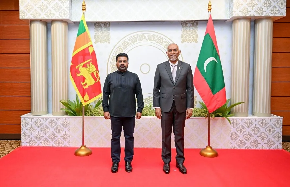 ރައީސް މުޢިއްޒު އާއި ރައީސް ޑިސަނާޔަކް