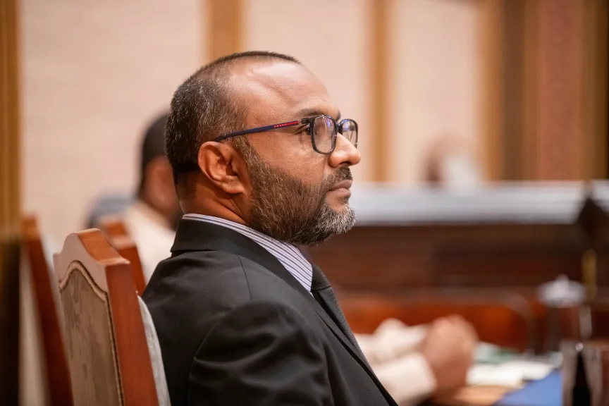 މިދިޔަ ސަރުކާރުން އޮތީ ރިބާއާ ގުޅޭ ހުތުބާއާ ވެރިމީހާއާ ގުޅޭ ހުތުބާ ނުކިޔަން އަންގާ ފޮރުވާފައި: މިނިސްޓަރު