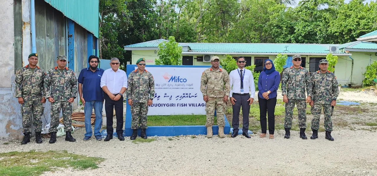 ކަނޑު އޮތްގިރިއަށް އެމްއެންޑީއެފުން ޒިޔާރަތްކުރުން: ފޮޓޯ/މިފްކޯ