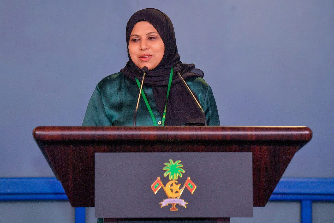 މަޖިލީހަށް އަލަށް ހުށައަޅަންޖެހޭ ގާނޫނުތައް ހުށައަޅަން އިދާރީ މަސައްކަތްތައް ކުރިއަށް އެބަދޭ: ހީނާ