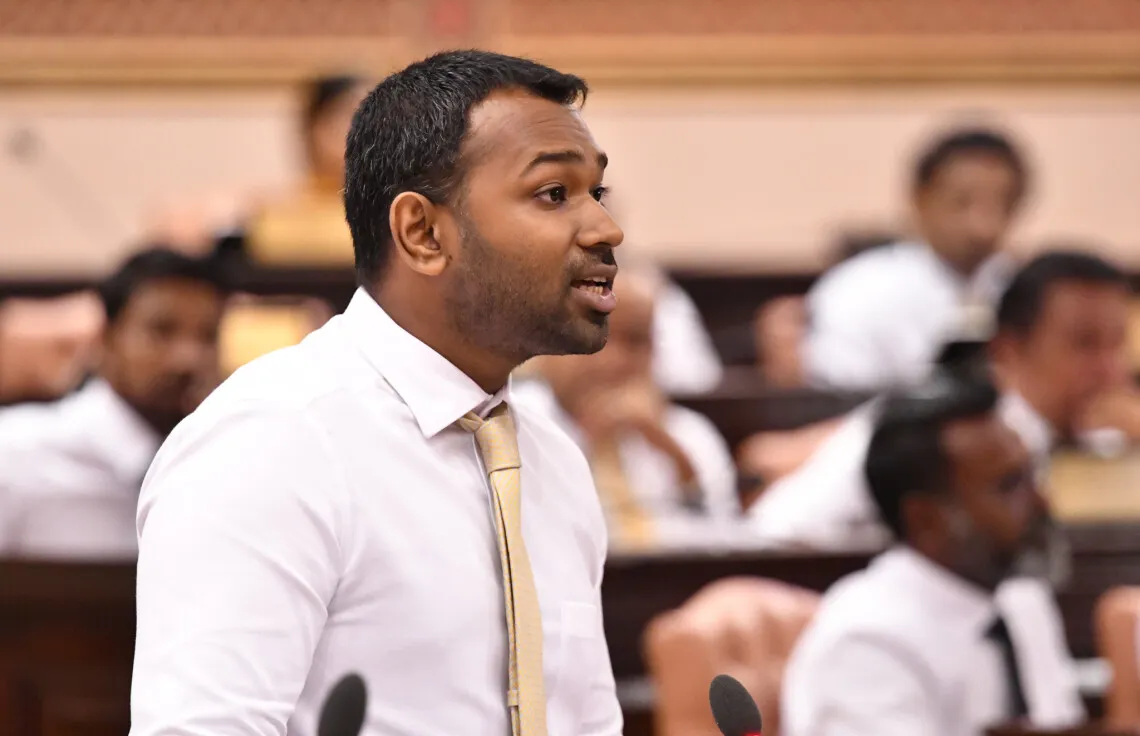 އަސްލު މައްސަލަ ފޯޅަވަހި ކޯލިޝަނަށް ވެސް ނޭނގޭ، އެކި މީހުން ކިޔަނީ އެކި އެތި: މީކާއިލް