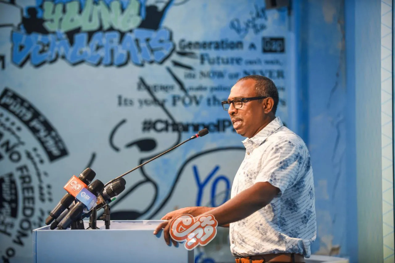 ސޮރީ، ރައީސް ޞާލިހަށް ދެވަނަ ދައުރެއް ދެވޭކަށް ނެތް: އާޒިމް