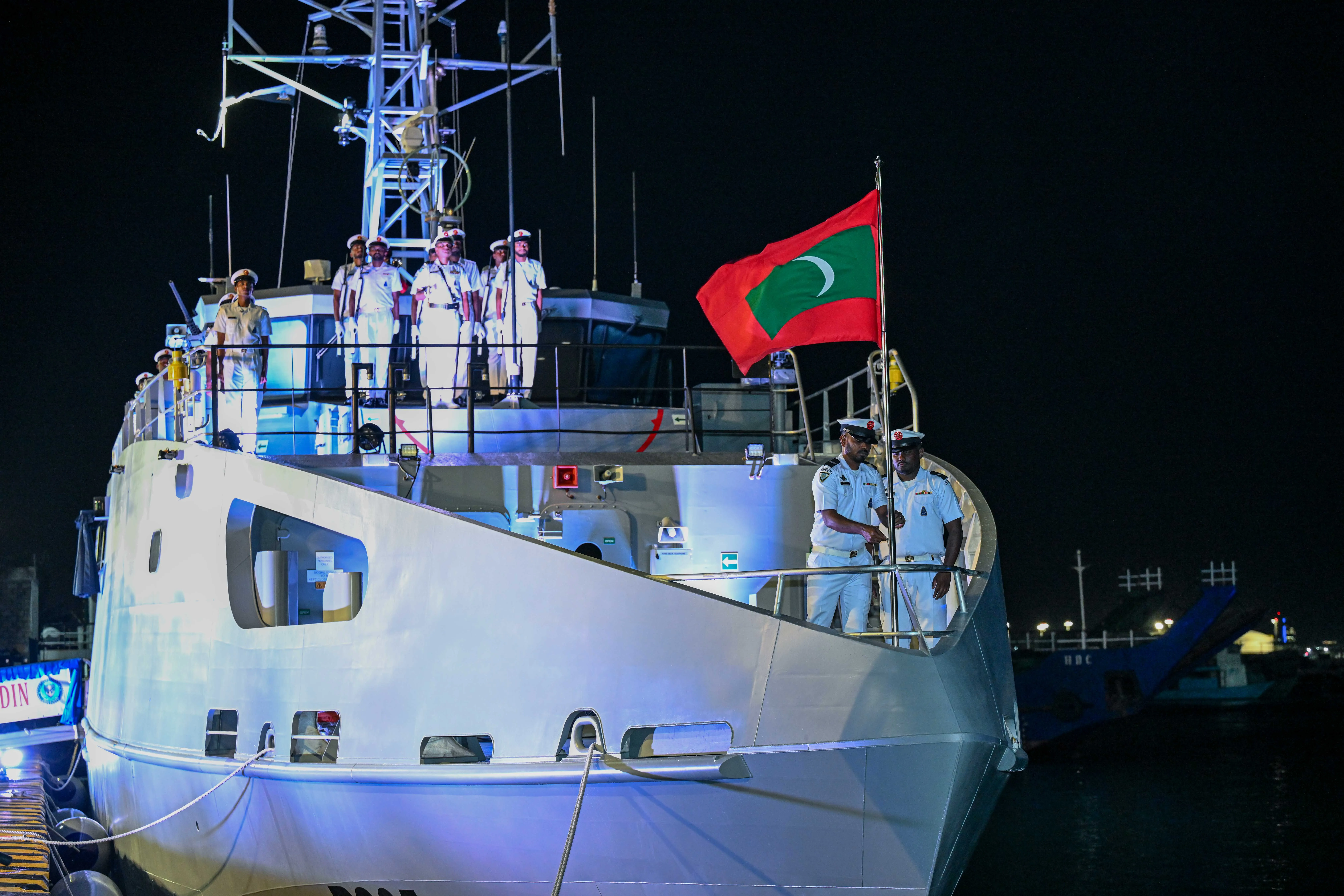 އޮސްޓްރޭލިއާއިން ހަދިޔާކުރި މަނަވަރު ޚިދުމަތަށް ނެރެފި