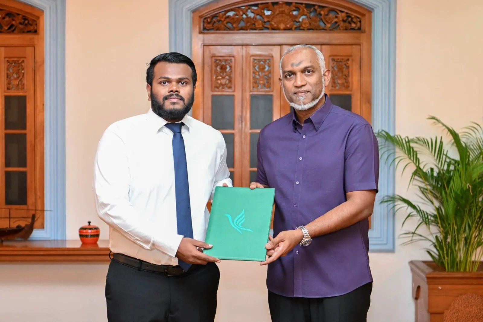 ތިނަދޫ ދެކުނު ދާއިރާގެ އިންތިހާބީ މެމްބަރު އަލްސަންވެސް ޕީއެންސީއަށް!