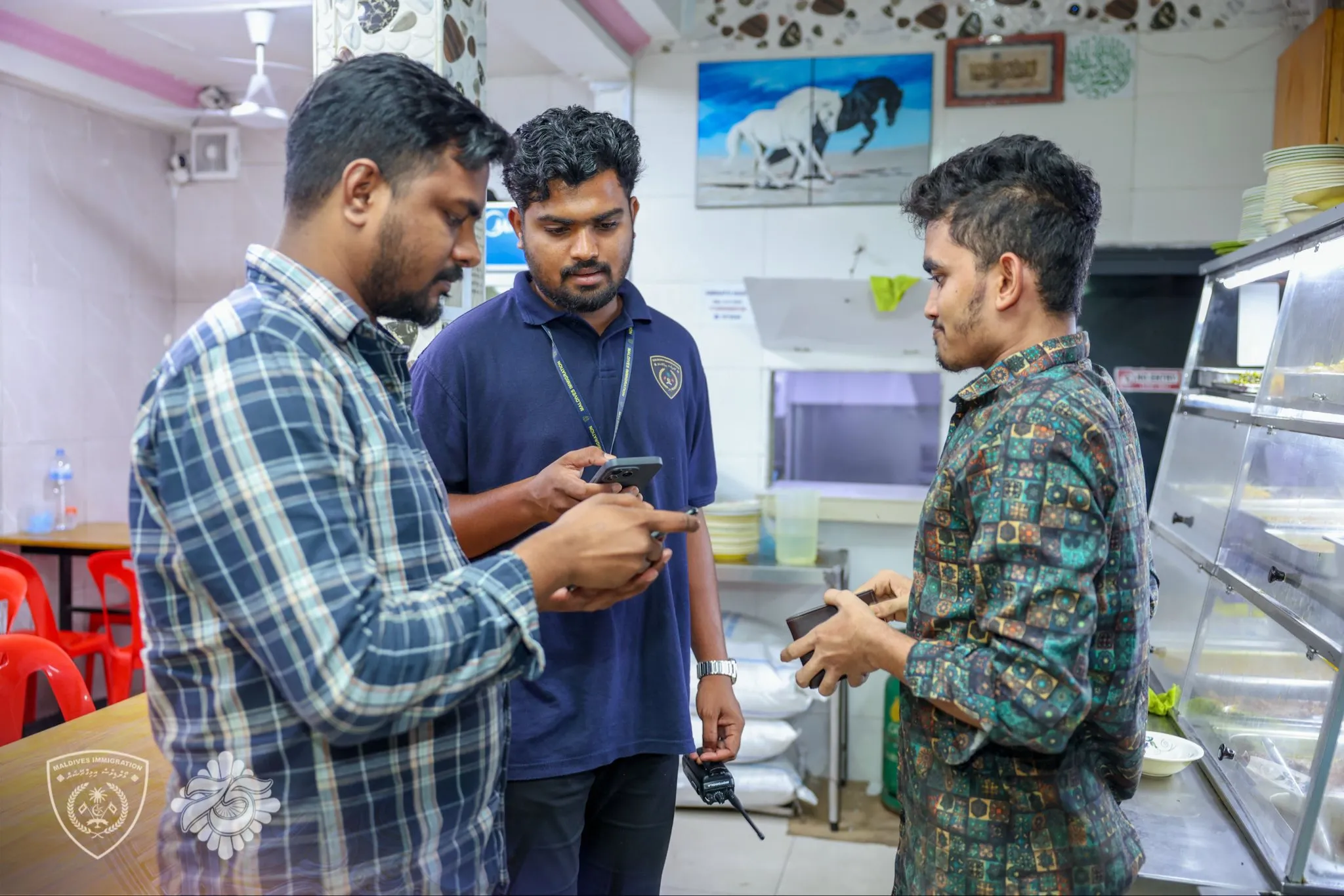 ބައޯމެޓްރިކްސް އަދާހަމަ ނުކުރާ ފަރާތްތަކަށް އިމިގްރޭޝަން ޤާނޫނުގެ ދަށުން ފިޔަވަޅު އަޅަން ނިންމައިފި