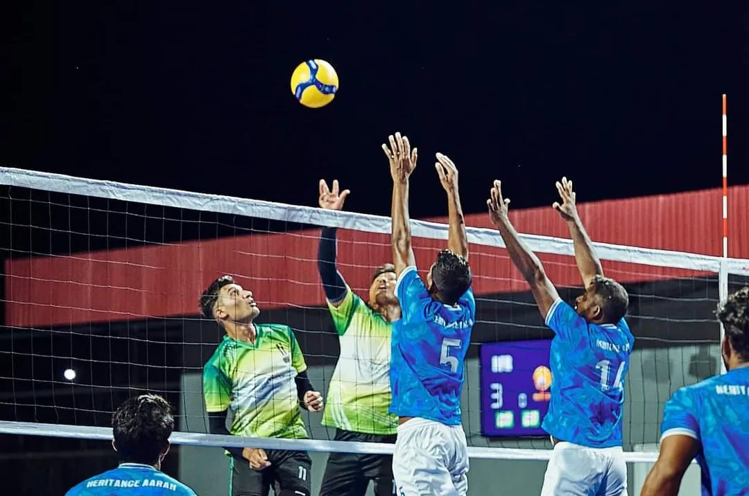ރީތިފަރު ބަލިކޮށް އާރަށުން ސެމީފައިނަލިގެ ޖާގައެއް ކަށަވަރުކޮށްފި