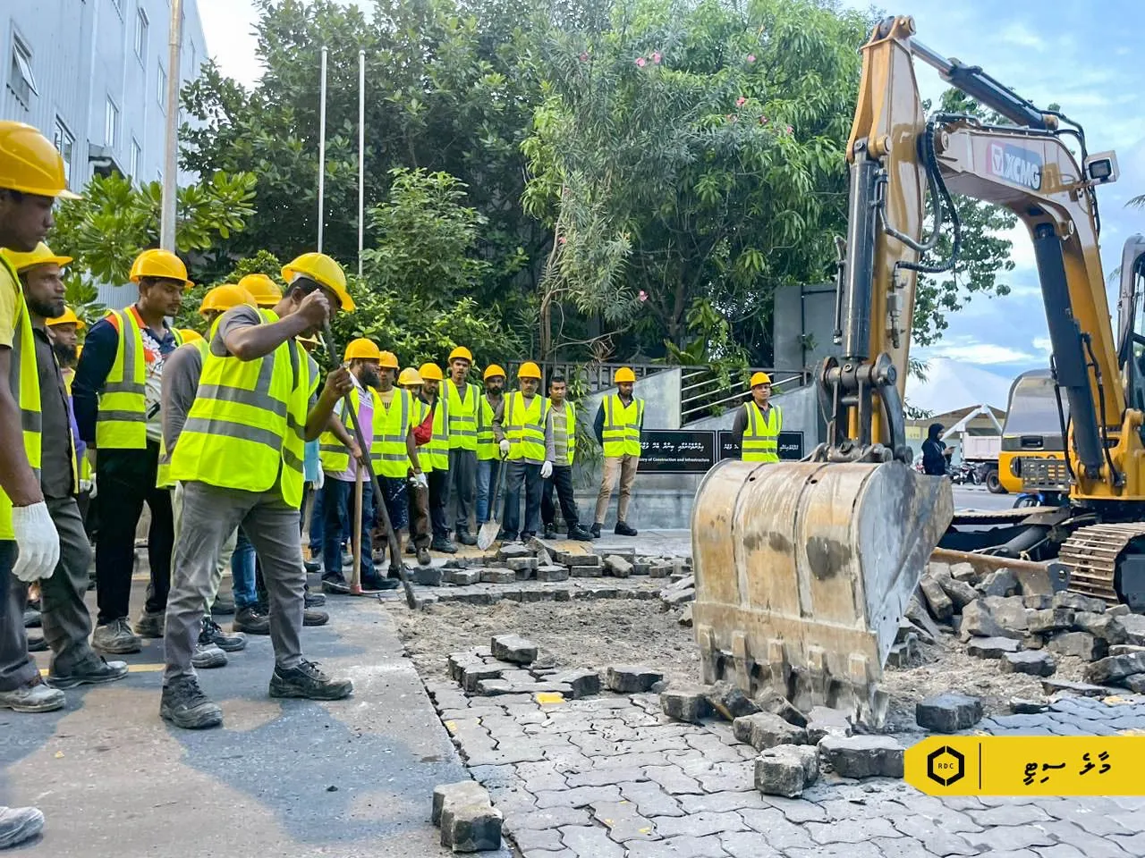 އަމީނީމަގުގެ ނުނިމި ހުރި ސެގްމަންޓުގެ މަސައްކަތް ފަށައިފި
