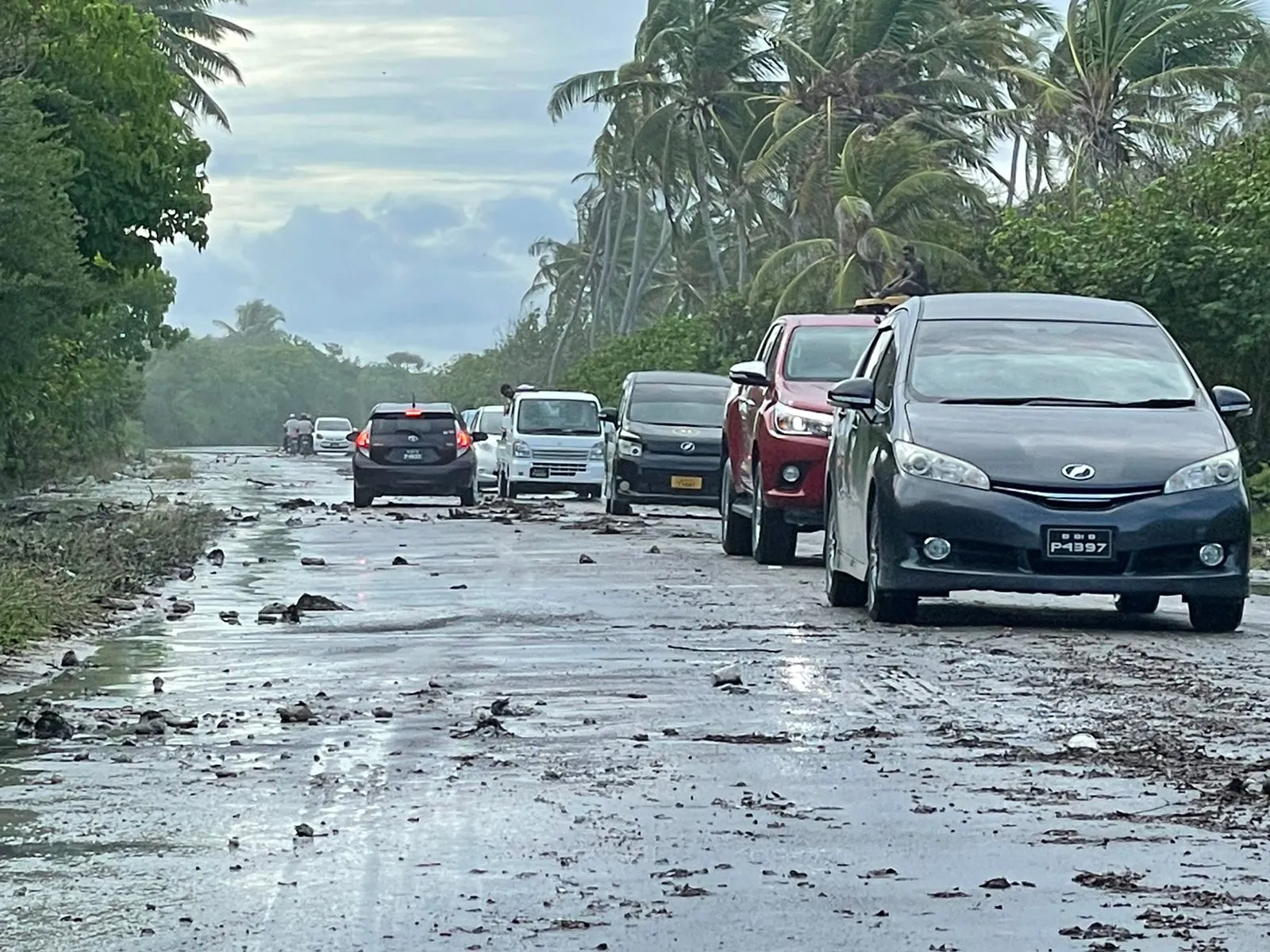 މީގެކުރިން އައްޑޫ ސިޓީ ލިންކް ރޯޑަށް އުދަ އަރާފައި.. ފޮޓޯ/އައްޑޫލައިވް