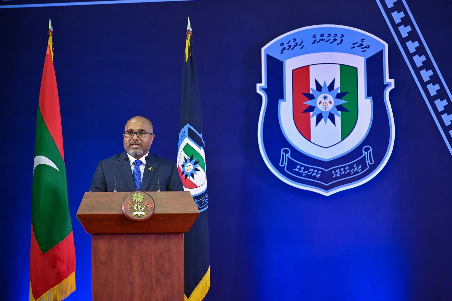 ޒަމާނީ ޑޭޓަރ ސެންޓަރެއް އެޅުމުގެ އަމަލީ މަސައްކަތް މިހާރުވަނީ ފެށިފައި: ވަޒީރު އިޙްސާން
