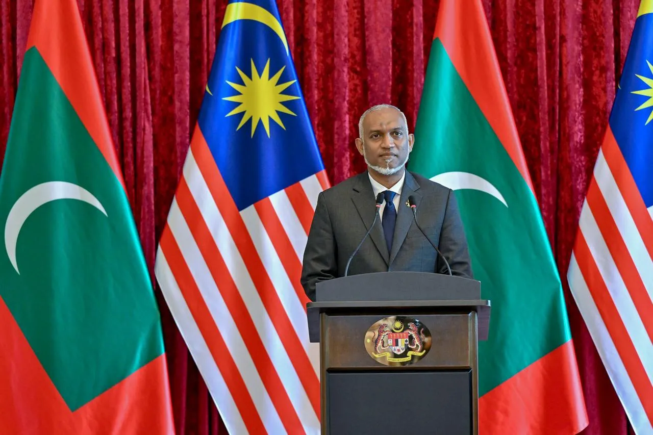 އަމާޒަކީ މިނިވަންކަމަށް 70 އަހަރު ފުރޭއިރު، ރާއްޖެ އެއްކޮށް ތަރައްޤީވެފައިވާ ޤައުމަކަށް ހެދުން: ރައީސް
