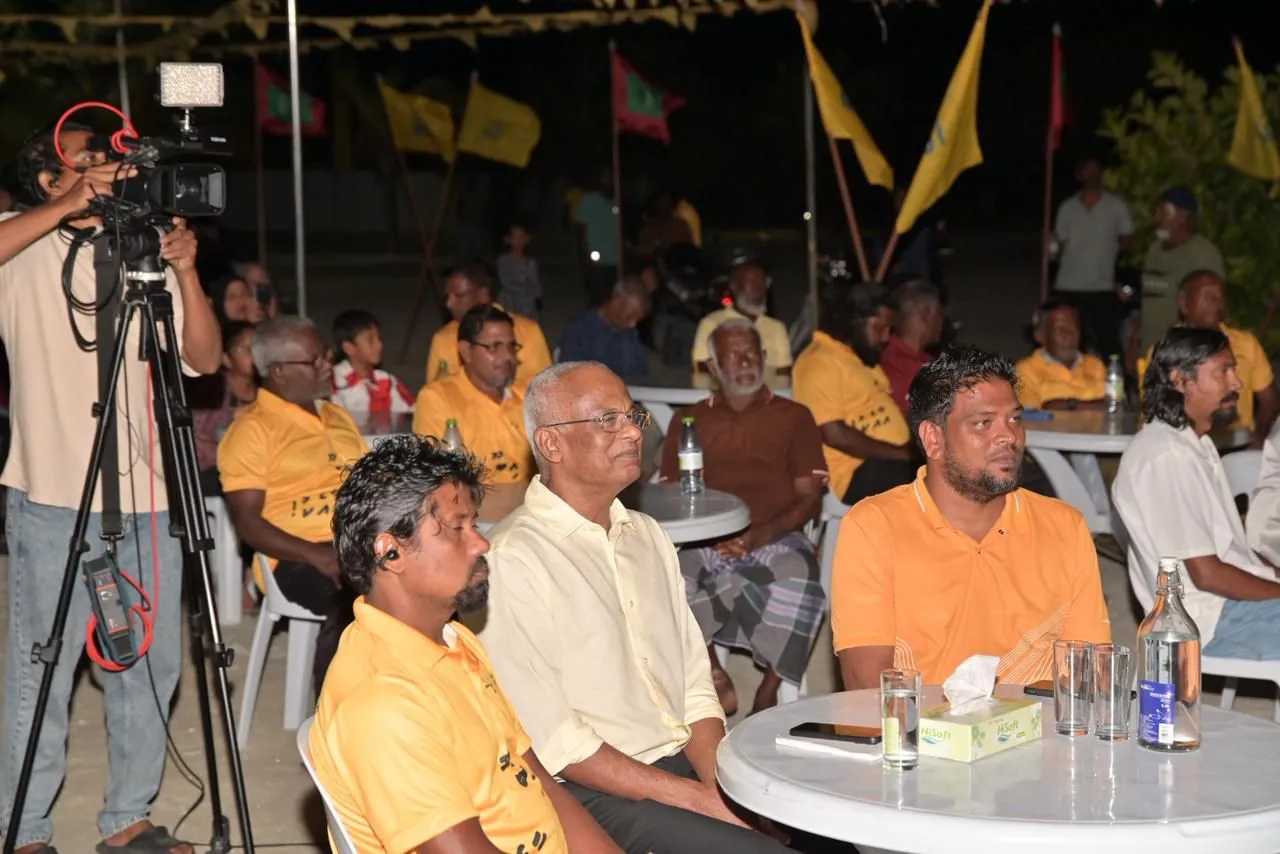 ހަ އެއާޕޯޓް އެޅުމަށް 87 މިލިއަން ޑޮލަރު ޖަމާކުރިން، އެ ފައިސާ ކޮބައިތޯ ރައީސް ސޯލިހް ސުވާލުކުރައްވައިފި