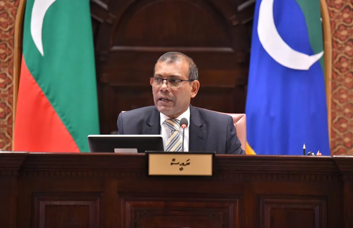 މެންބަރުން މަޖިލީހުގެ ދަފްތަރުން ވަކިވާނީ އަމިއްލައަށް ސިޓީއަކުން އެންގެމުން: ރައީސް ނަޝީދު