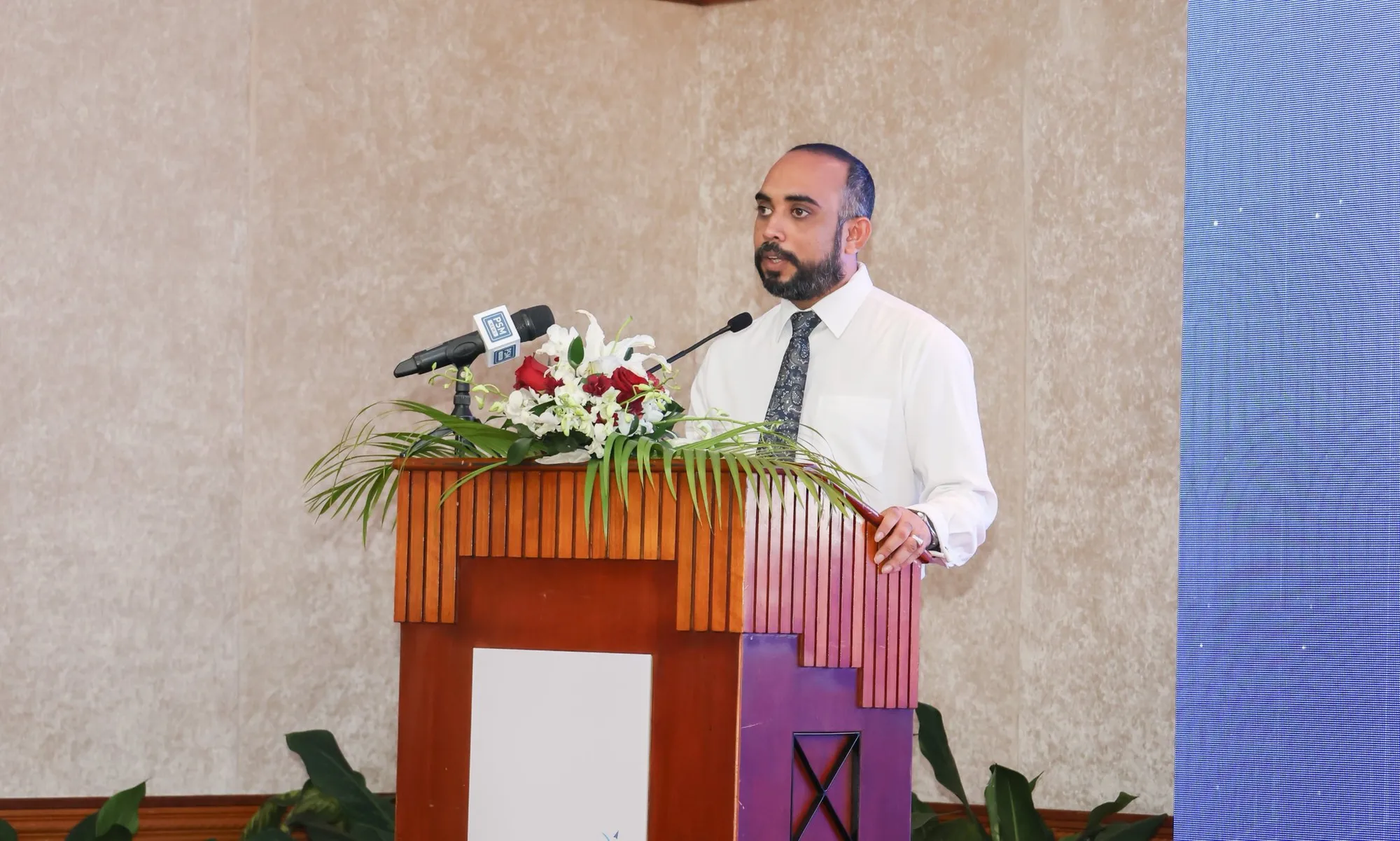 ކޮންޓްރޯލް ބިލު ބޭރުވެއްޖެ، ފާސްކުރީ ރެގިއުލޭޓަރީ ބިލެއް: ވަޒީރު އަސްވާޑު