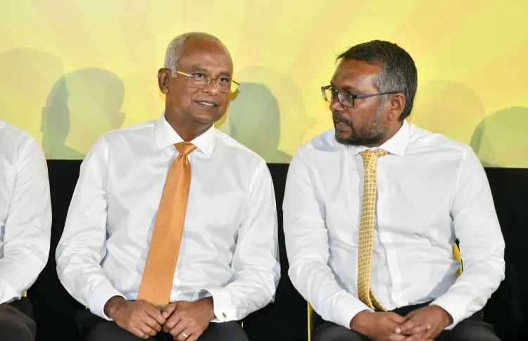 ރައީސް ޞާލިޙް އާއި ފައްޔާޒު އިސްމާޢީލް: ފޮޓޯ/ އެމްޑީޕީ