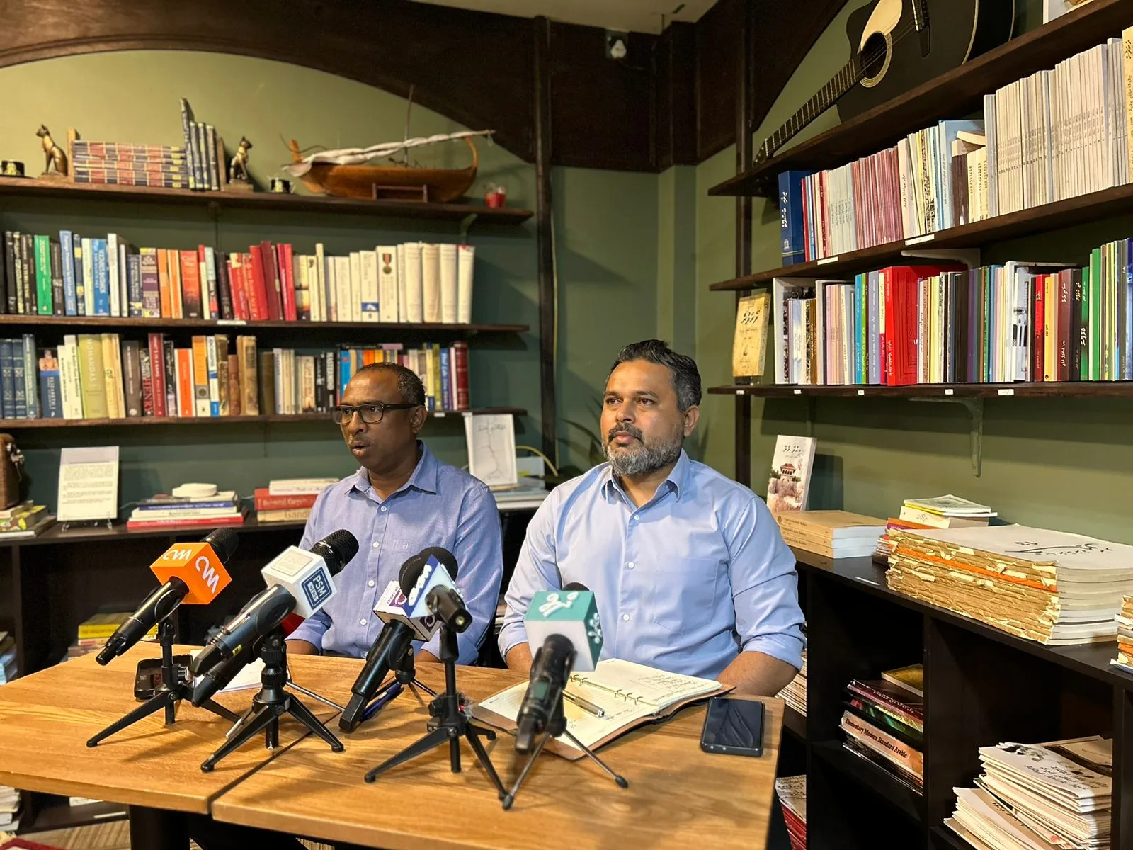 ރައީސް ޞާލިހުގެ ވެރިކަން ނިންމަން ކުރަންޖެހޭ ހުރިހާ ކަމެއް ކުރާނަން: އާޒިމް