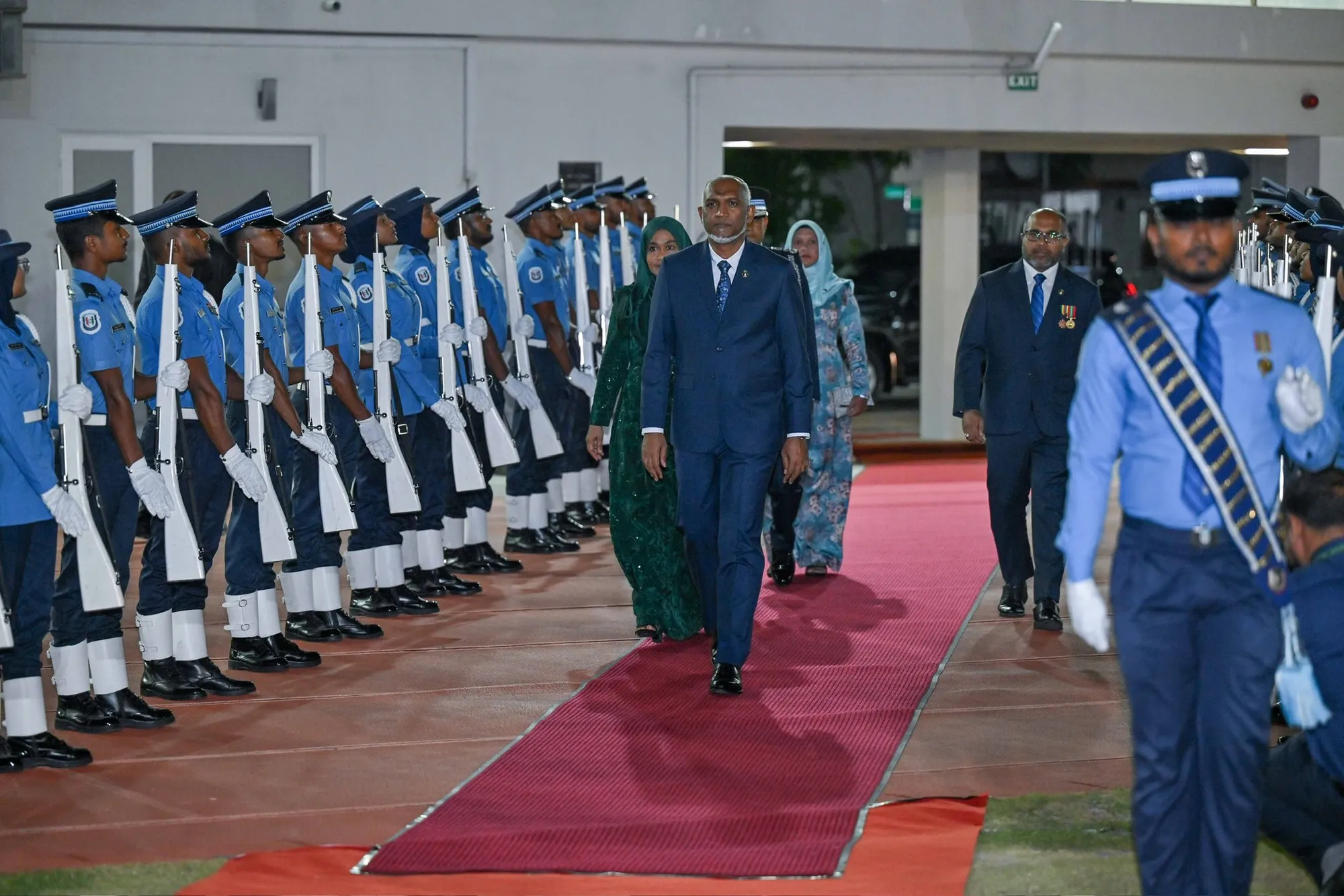 ދިވެހި ފުލުހުންގެ ޚިދުމަތަށް 92 އަހަރު ފުރުމުގެ މުނާސަބާ ފާހަގަކުރުމަށް މިރޭ ބޭއްވި ޖަލްސާ