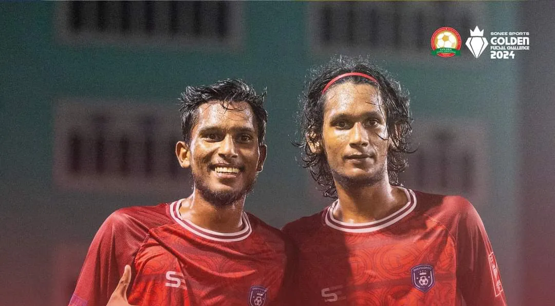 ކަނޑުހުޅުދޫ އާއި ދެއްވަދޫ ވާދަކުރި މެޗުގެ ތެރެއިިން... ފޮޓޯ: ގޯލްޑަން ފުޓްސަލް އެސޯސިއޭޝަން