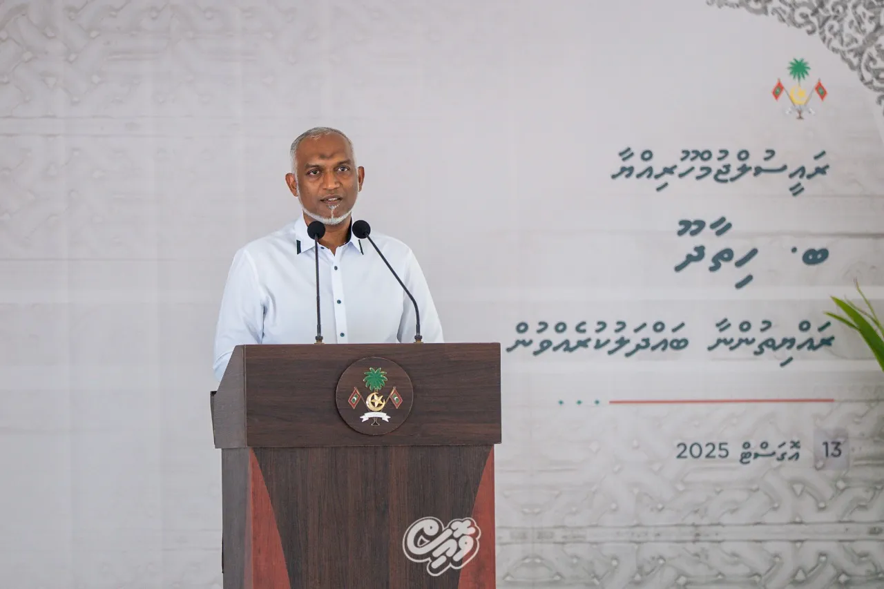 ރައީސް ޑރ.މުއިއްޒު ހިތާދޫގައި ވާހަކަދައްކަވަނީ..