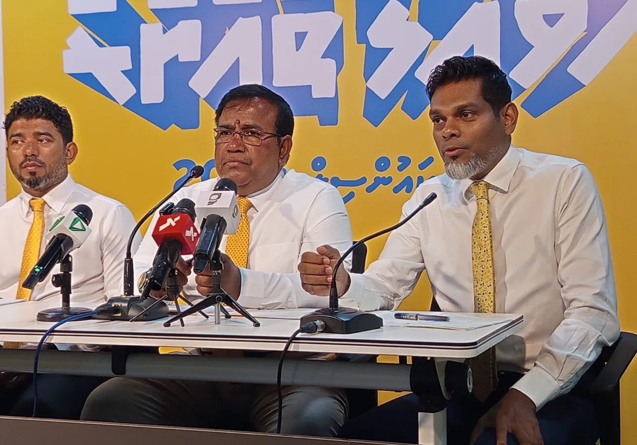 އެމްޑީޕީން މިއަދު ބޭއްވި ނޫސްވެރިންގެ ބައްދަލުވުން... ފޮޓޯ: އެމްޑީޕީ