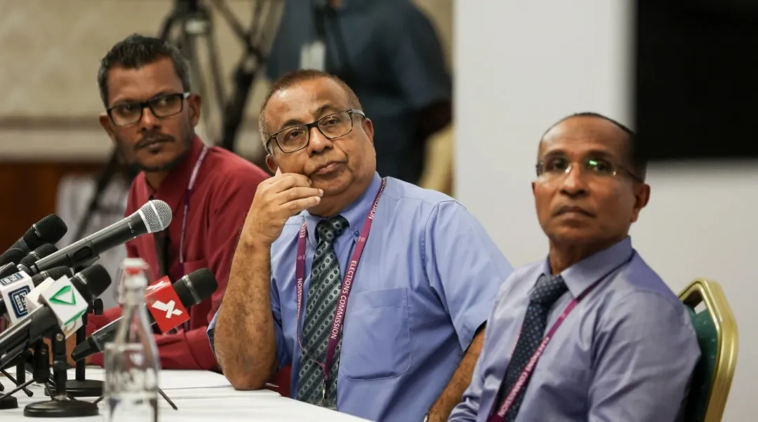 މިއަދުގެ 18:00 ގެ ފަހުން ކެމްޕޭން ކުރުން މަނާ!