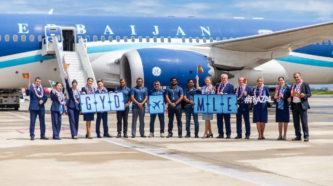 Flight crew from Azerbaijan Airlines' flight that landed today(Photo/MACL)
